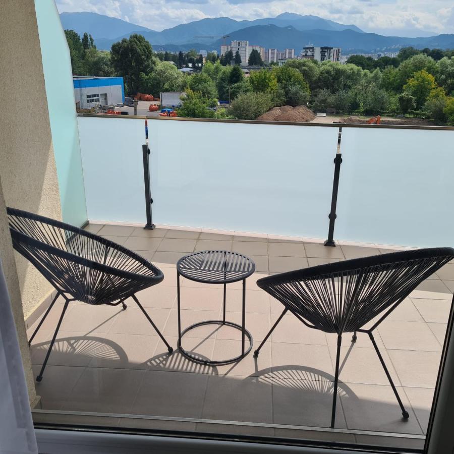 Panoramic Apartment Braşov Buitenkant foto